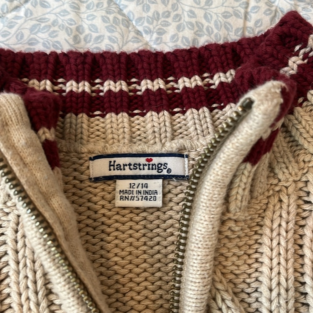Hartstrings sweater - Picture 7 of 12